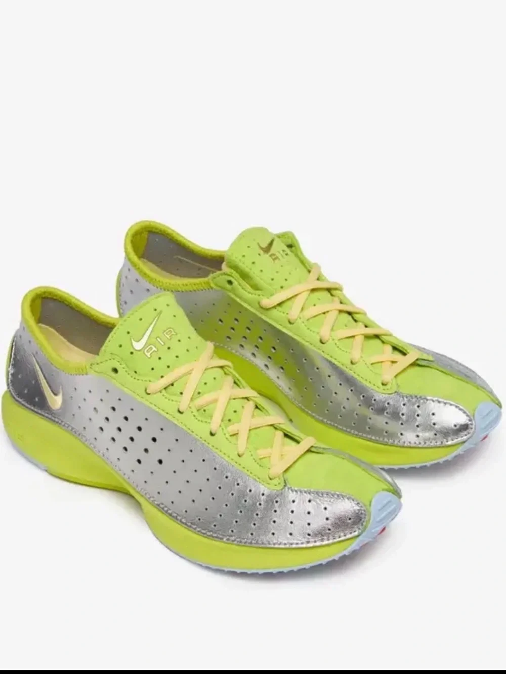 Nike Women's Silver & Neon Yellow-Lime Low Profile Sneaker